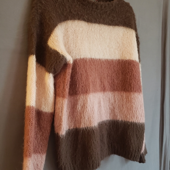 Simons brand mohair striped sweater. Neutrals. Like new, no pill balling. Warm. - Picture 6 of 6